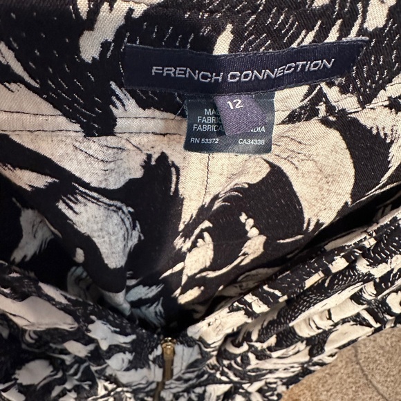 Size 12 French Connection Cream and Black print Dress - Picture 5 of 5
